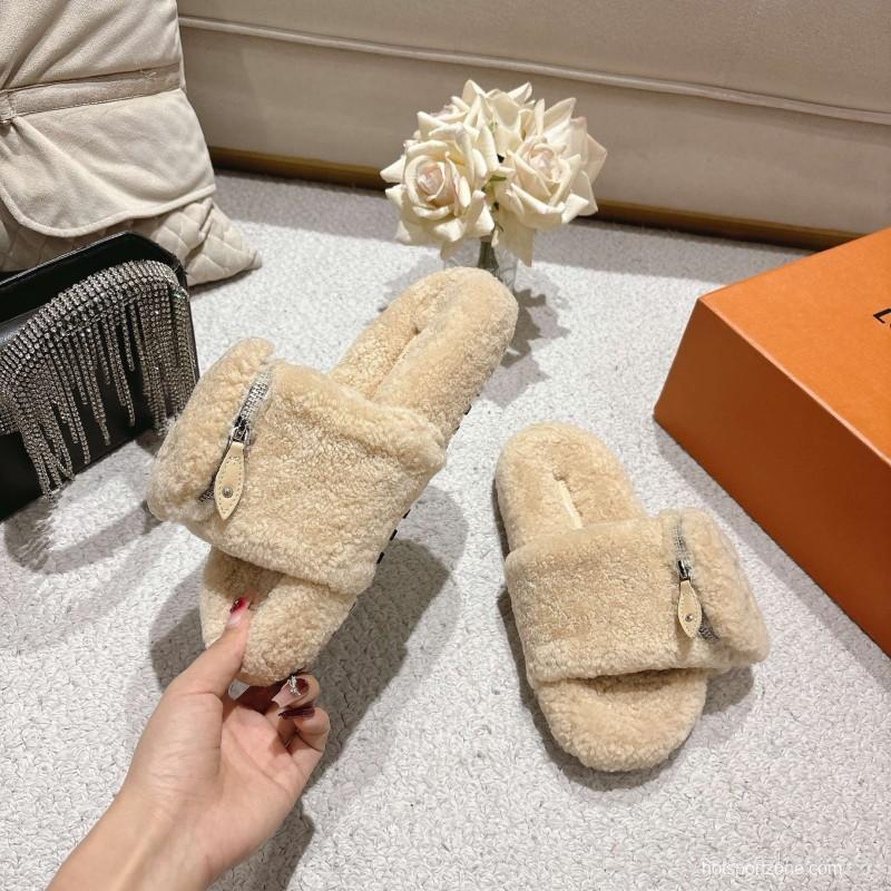 L牌 Wool Lazy Slippers - LY00260