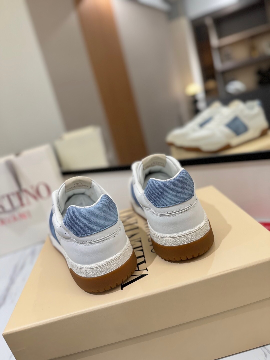 VALENTINO 2025 SS Casual Sneakers with Large V Velcro Strap - AS00370