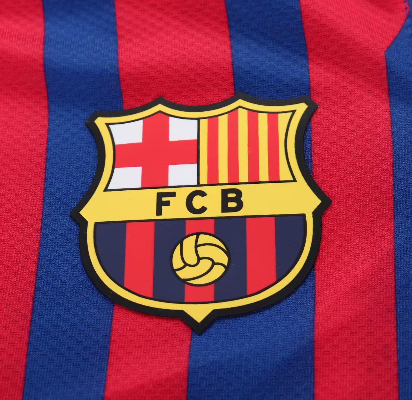 Retro Kids 11/12  FC Barcelona Home Jersey