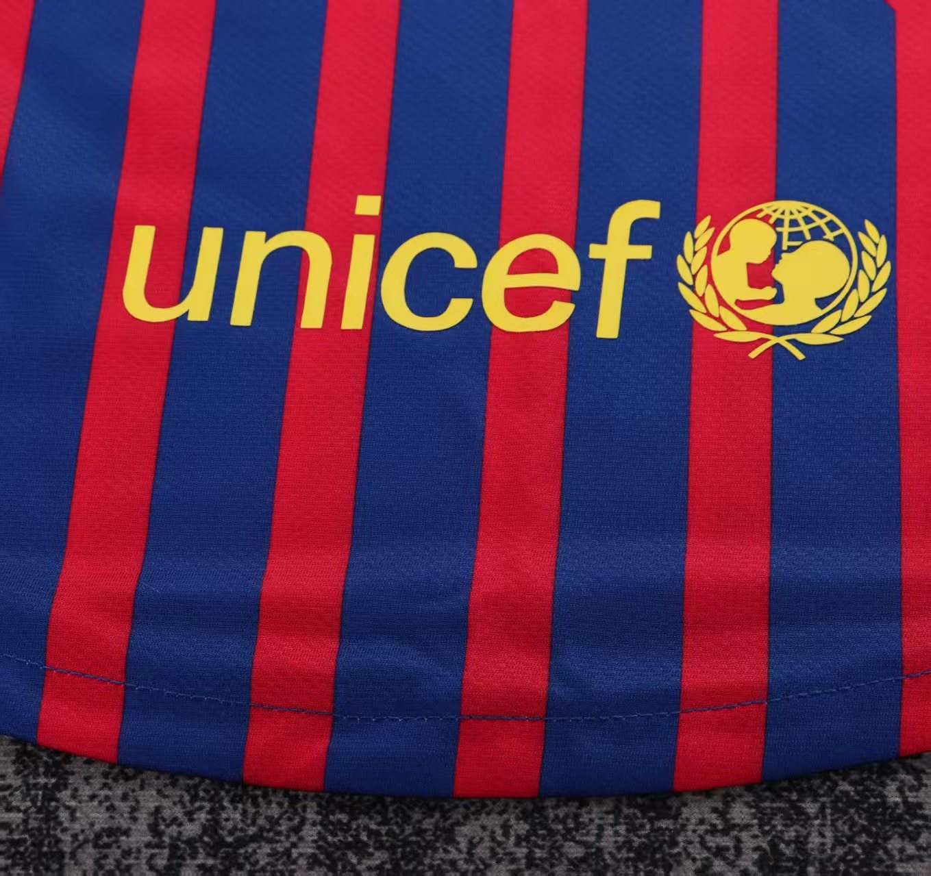 Retro Kids 11/12  FC Barcelona Home Jersey