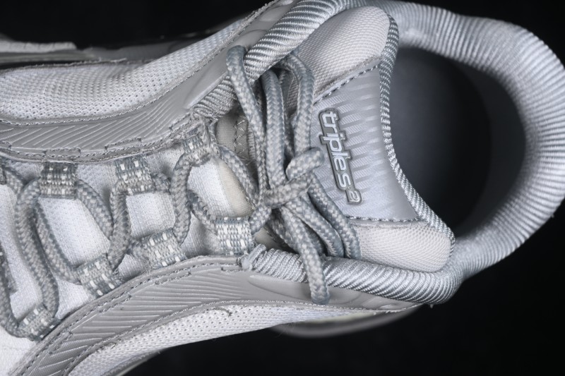 Balenciaga Triple S 2 Gradient Mesh Running Shoes - WTR2G1800