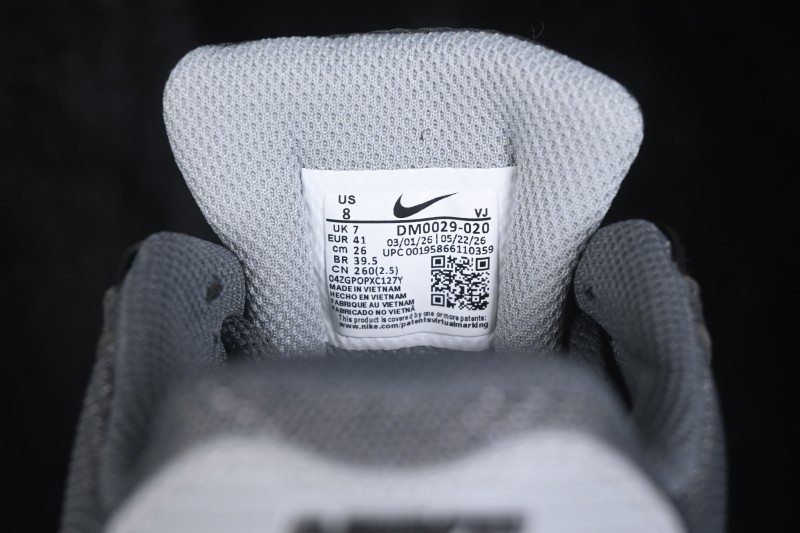 Nike Air Max 90 Retro Running Shoes with Visible Air Cushioning - DM0029-020