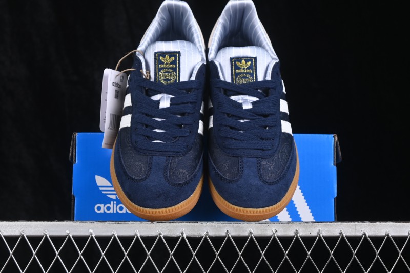 Adidas Samba OG Classic Skateboarding Shoes with Retro Suede and Leather Upper - KZ7551