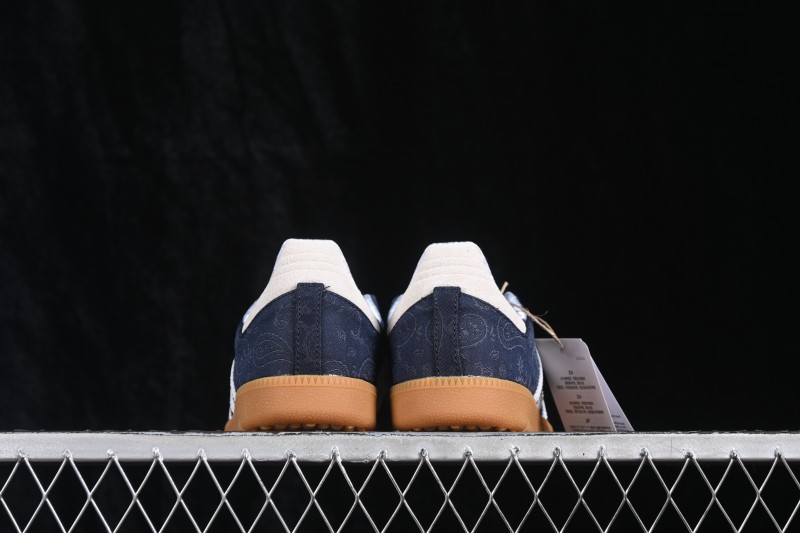 Adidas Samba OG Classic Skateboarding Shoes with Retro Suede and Leather Upper - KZ7551