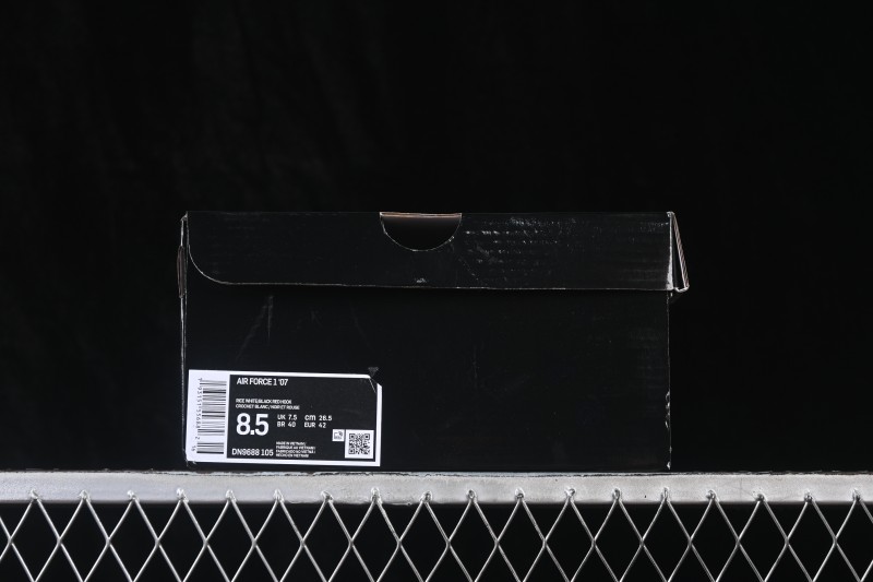 Nike Air Force 1 '07 Low Retro Basketball Shoes with Full-Length Air Cushion - DN9688-105