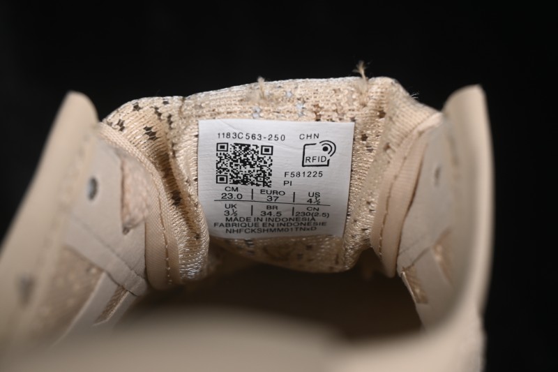 Adidas CSC3 Running Shoes with Advanced Traction Technology - 1183C563-250