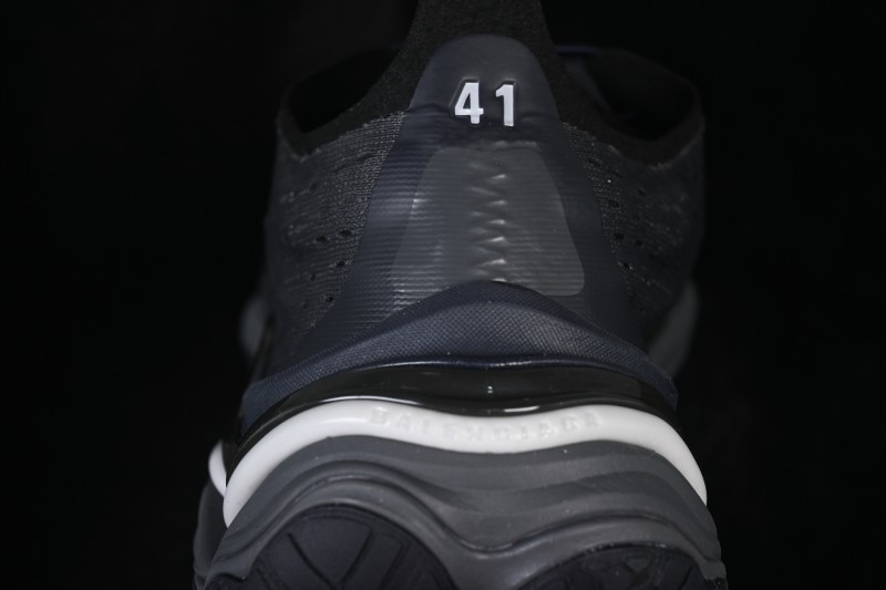 Balenciaga Anatomic Runner Low-Top Lifestyle Sneakers with Five-Toe Structure - WANRN1100