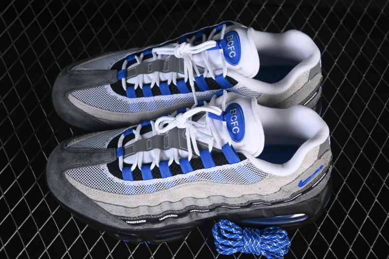 Nike Air Max 95 Retro Running Shoes with Air Cushioning - IB4523-001