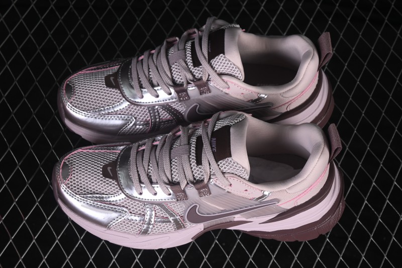 Nike V2K Run Retro Low-Top Running Shoes with Cushlon Foam Cushioning - FD0736-602