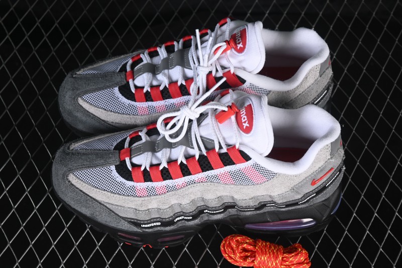 Nike Air Max 95 Retro Running Shoes with Cushioned Air Sole - IB4523-003
