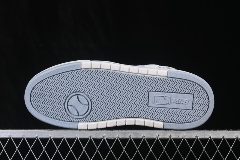 New York MLB Chunky Liner Pocket Monogram Sneakers with Elevated Thick Sole - 3ASXM026N50BLS