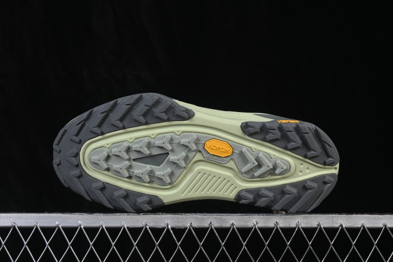 Nike ACG Zegama Trail Running Shoes with Breathable Cushioning and Grippy Outsole - HV8113-011