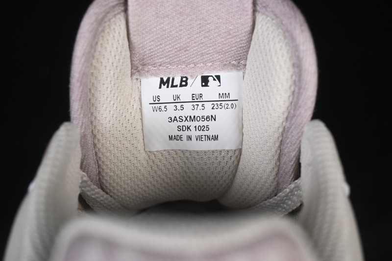 MLB New York Yankees Chunky Liner Pocket Monogram Elevated Running Shoes - 3ASXM056N50BGS