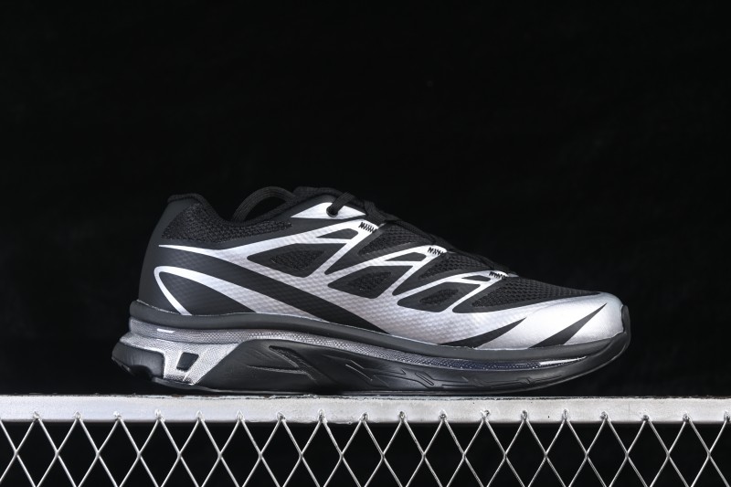 Salomon XT-MM6 Round-Toe Lace-Up Low-Top Lifestyle Sneakers - 491070-23