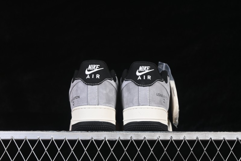 Nike Air Force 1 '07 Low Basketball Shoes with Classic Black White Grey Colorway - KG6699-F28