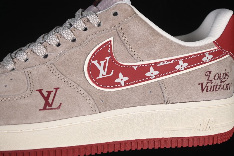 Nike Air Force 1 '07 Low Casual Sneakers with Suede Overlays and Classic Cushioning - KL1688-002