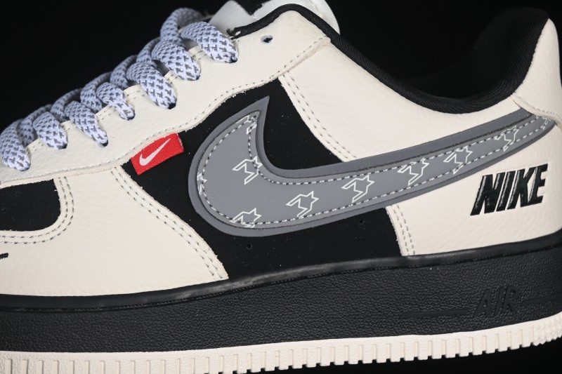 Nike Air Force 1 '07 Low Casual Skateboarding Shoes in White and Black - DF0188-132