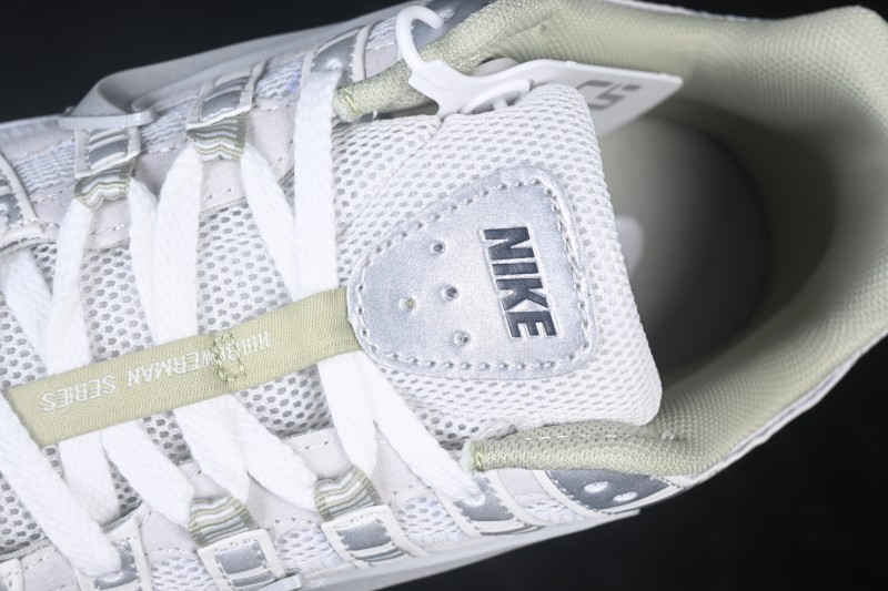Nike P-6000 SE Retro Running Shoes with Layered Design - IV5761-094
