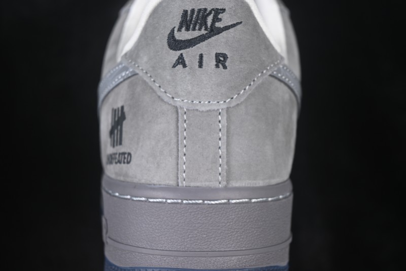 Nike Air Force 1 '07 Low Basketball Sneakers with Full-Length Air Cushion - DF0188-018