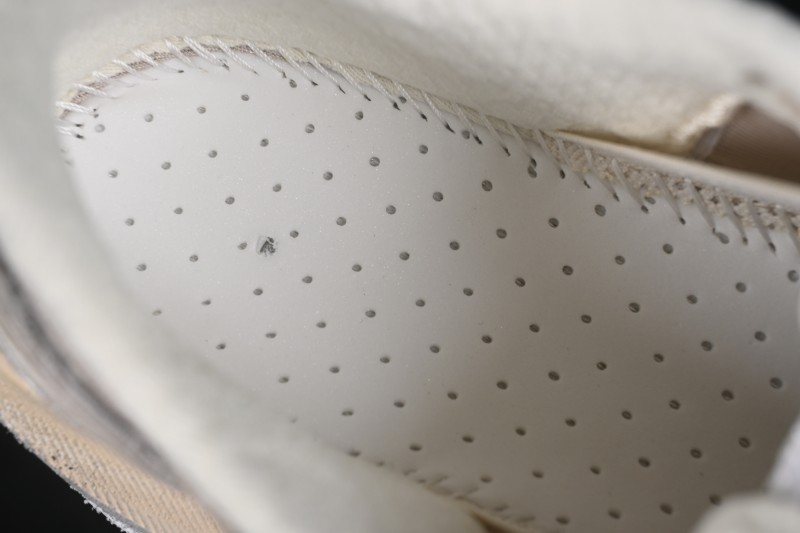 Balenciaga Jet Embossed Logo Round-Toe Thick-Sole Low-Top Dad Sneakers - WMRTN9191