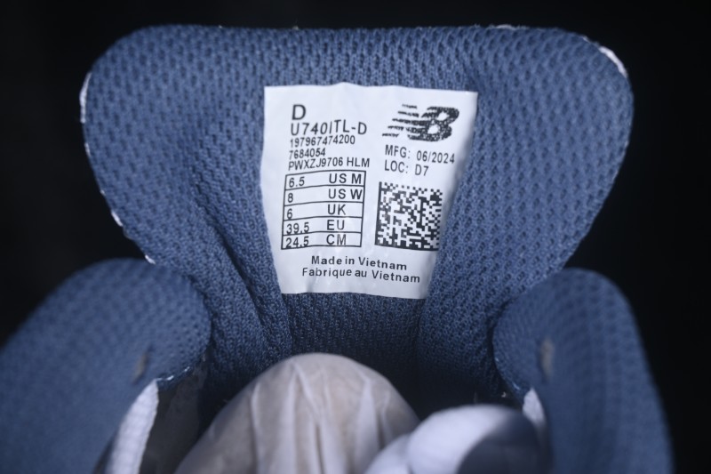New Balance 740 Series Retro Dad Sneakers for Running and Casual Wear - U740ITL-D