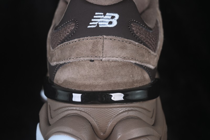 New Balance 9060 Retro Running Shoes with ABZORB Cushioning - U9060622