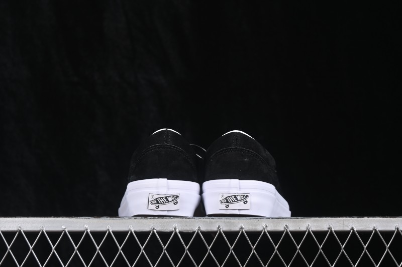 Vans Old Skool 36 Premium Low-Top Casual Skateboarding Shoes - VN000D9DCJJ