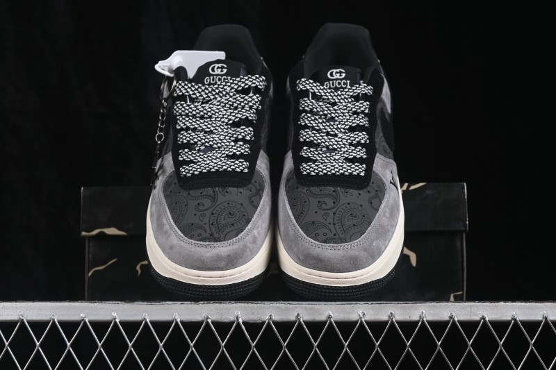 Nike Air Force 1 '07 Low Casual Skateboarding Shoes with Full-Length Air Cushion - RJ1988-002