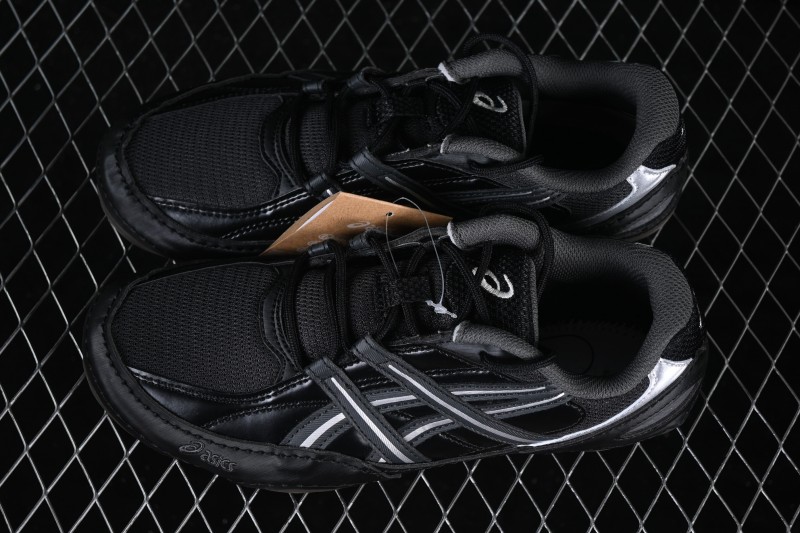 Adidas C Classic Lifestyle Sneakers with Durable Vulcanized Sole - 1203A879-021