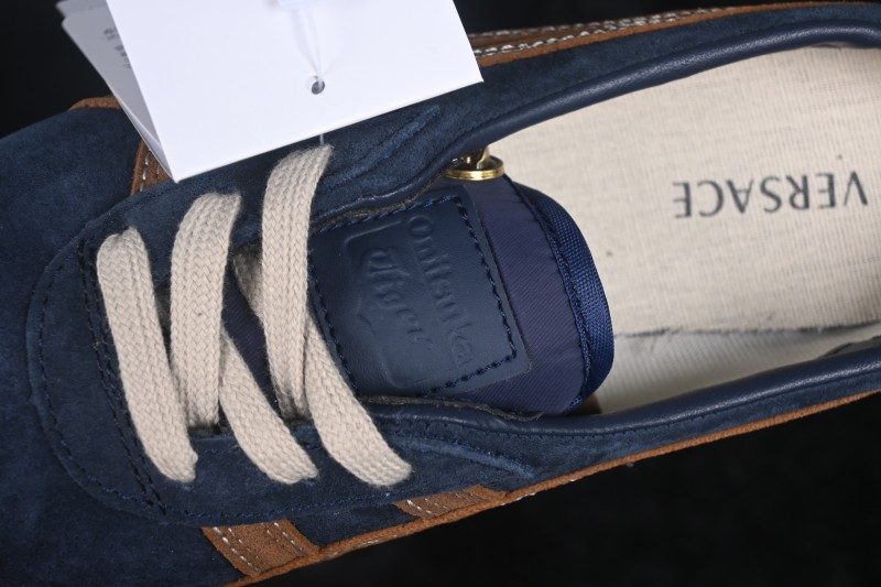 Versace x Onitsuka Tiger Tai-Chi Sakura Low-Top Casual Lifestyle Shoes with Co-Branded Design - G.C3