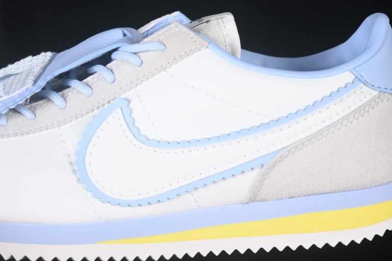 Nike Classic Cortez Leather Retro Running Shoes - IW6363-117
