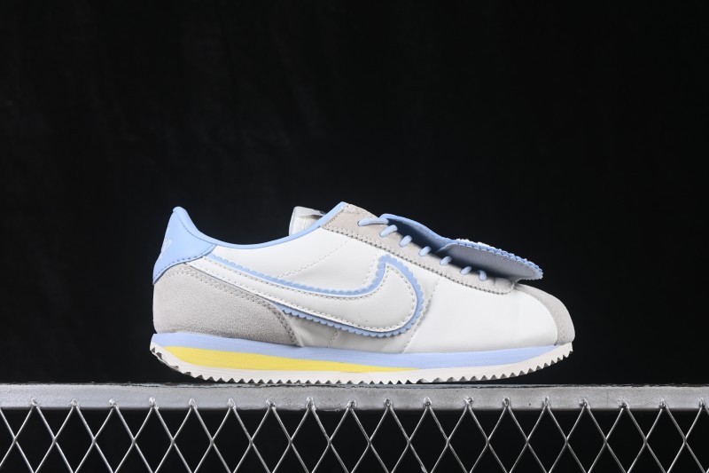 Nike Classic Cortez Leather Retro Running Shoes - IW6363-117