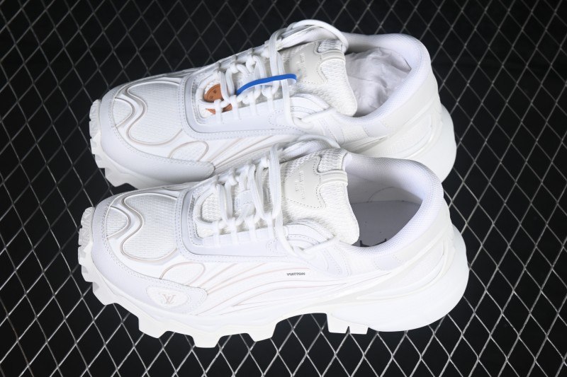 Louis Vuitton Tatic Runner Retro Athletic Thick-Sole Dad Shoes - WHITE