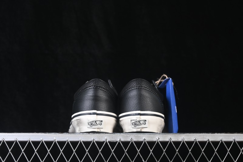 Vans LX Old Skool 36 Low Top Casual Skate Shoes - VN000D9RBM8