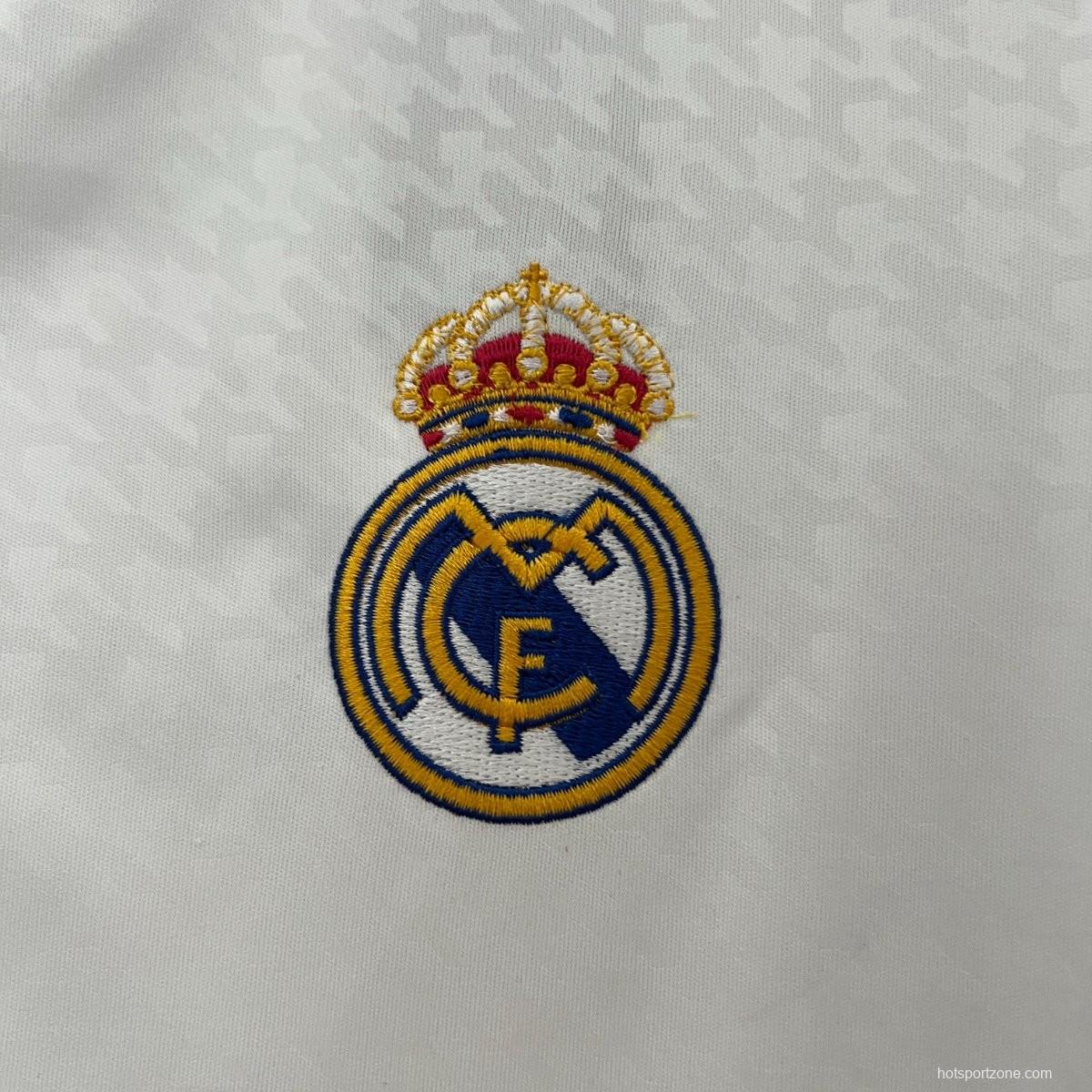 24/25 Real Madrid Home Jersey With 15 Trophy Patch