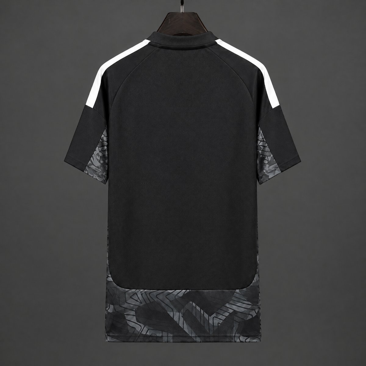 26/27 Como 1907 Goalkeeper Black Jersey